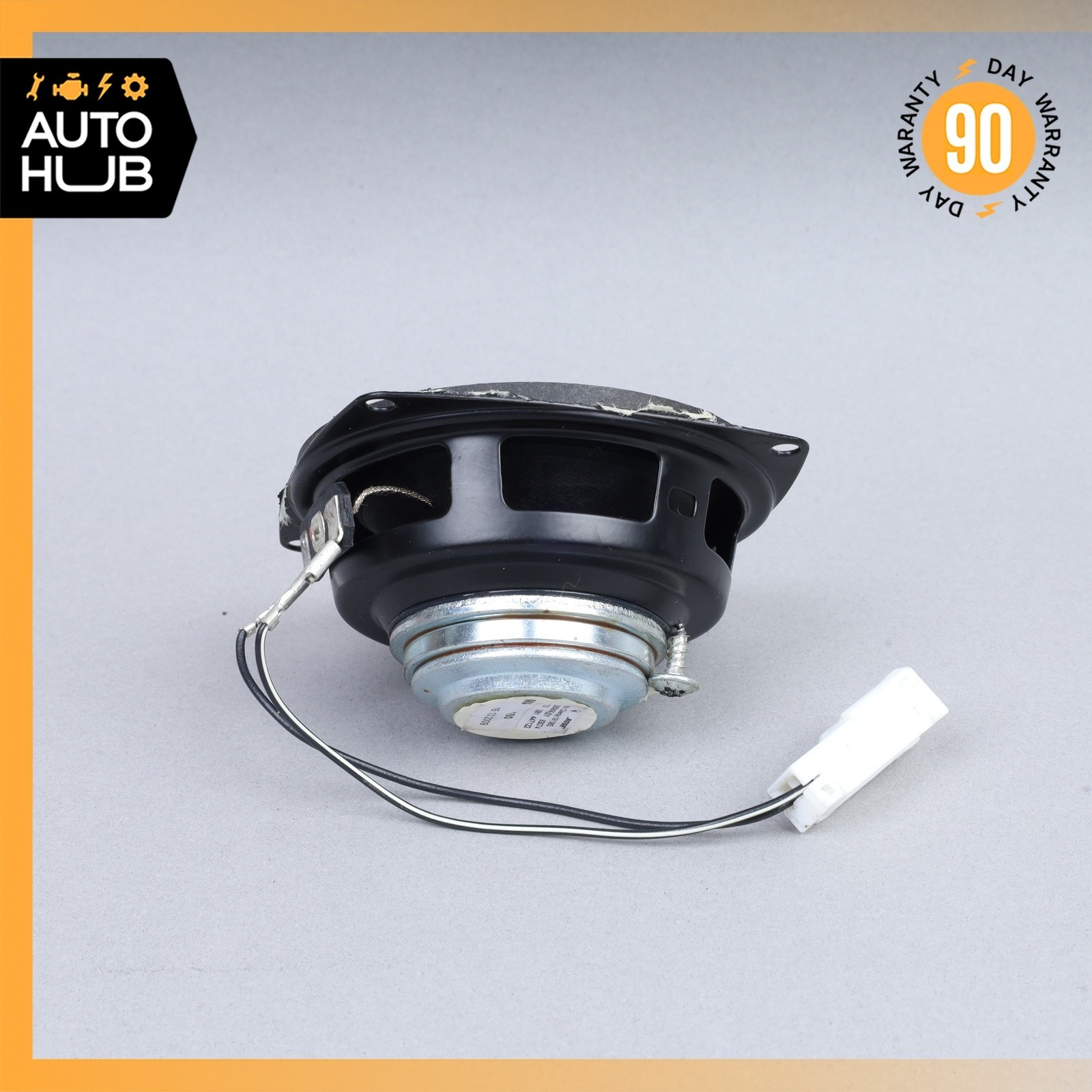 03-19 Maserati GranTurismo M145 Dashboard Dash Center Audio Speaker Bose OEM 23k