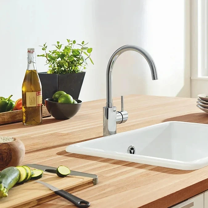 Grohe Concetto Single-Lever Sink Mixer Tap with Swivel Outlet Part No:32661003 - Image 3 of 3