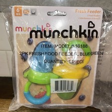 Baby Feeder for Fresh Food  Fruit Munchkin 2 Pack Green/Blue New in Packaging