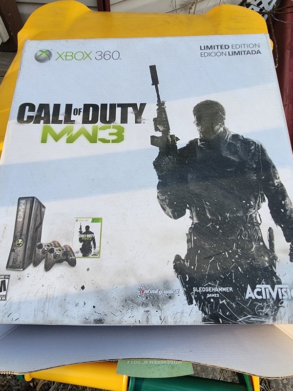 Call of Duty MW3 Limited Edition Xbox 360 – 320GB - BOX ONLY w/stock inserts