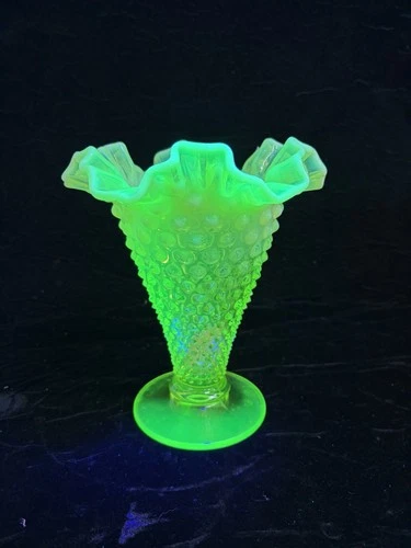 Vintage Vaseline Hobnail Opalescent Glass Vase Believe To Be Fenton