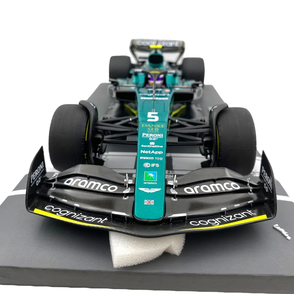 Modellino F1 Minichamps 1/18 Aston Martin Cognizant F1 Team AMR22 Monaco GP 2... - Immagine 4 di 4
