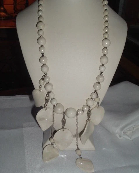 OFF WHITE COLLANA PERLE CERAMICA SMALTATA CREMA VINTAGE FILO