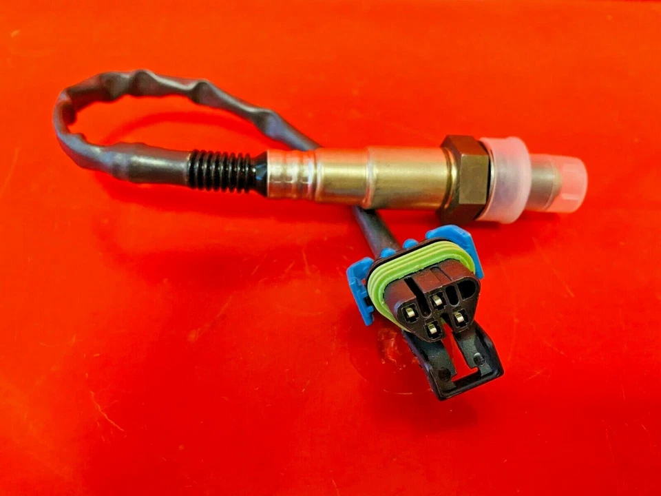 NUEVO SENSOR DE OXÍGENO BOSCH OEM IGUAL QUE NGK NTK 21556 PARA VEHÍCULOS GM A GRANEL SIN CAJA Foto 3 de 4
