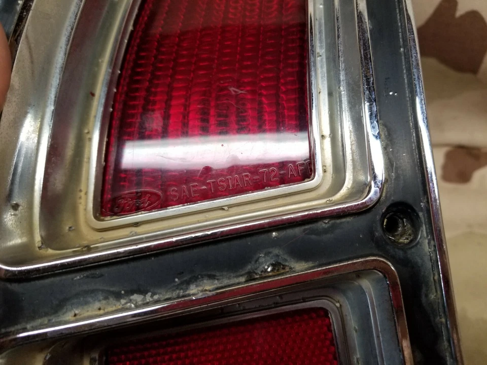 1972-1976 Ford Ranchero Torino OEM Taillight Buckets Assembly Lens OEM Station  - Image 3 of 4