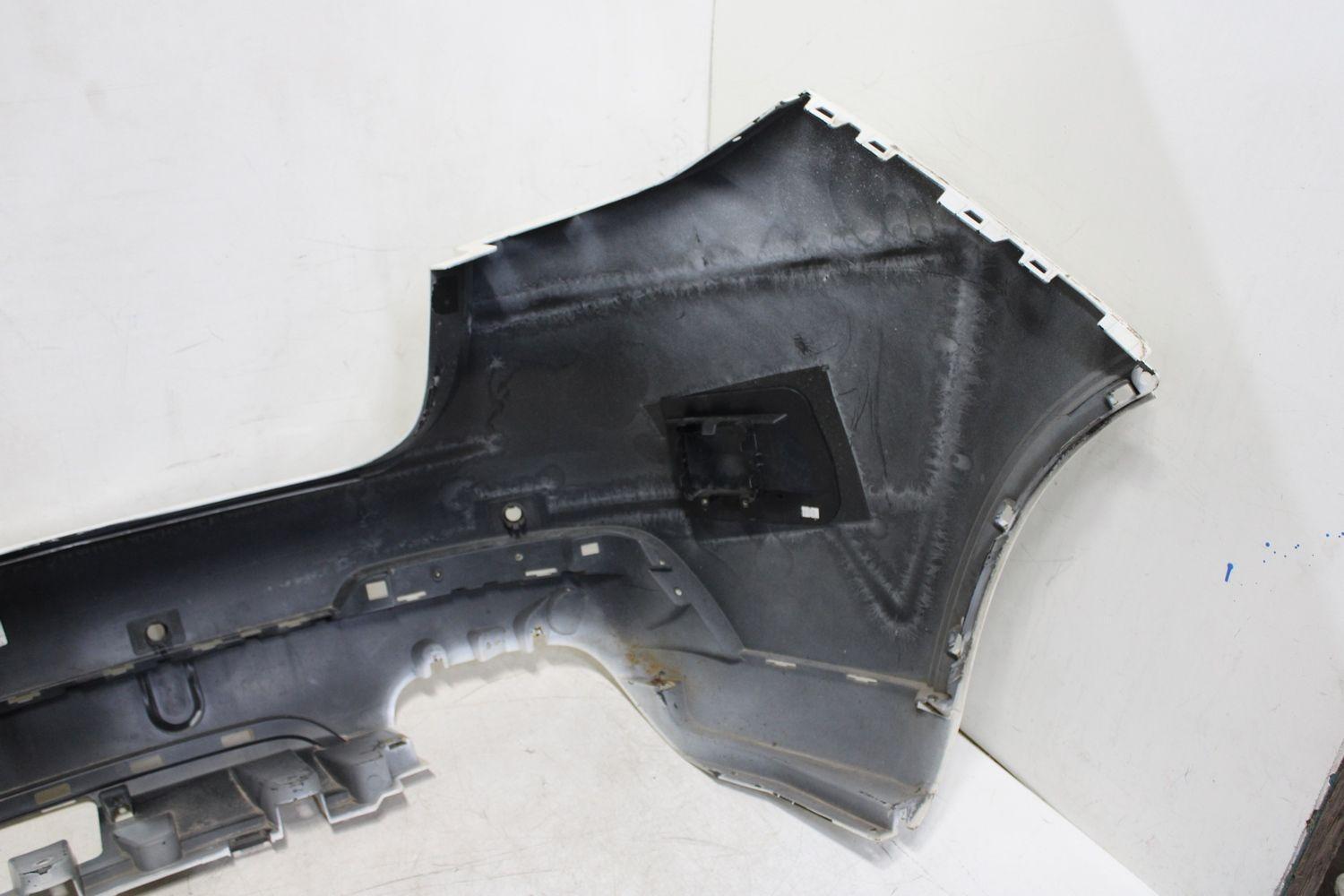 Rear Bumper Assembly MASERATI LEVANTE 17