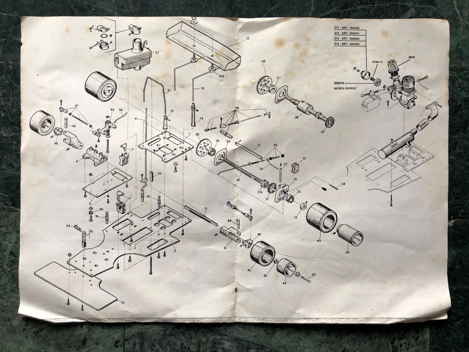 VINTAGE SG RACING CAR Futura 111 VCS INDY 1/8 - Image 2 of 4