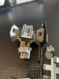 LEGO Star Wars Episode 4/5/6: 8017 Darth Vader's TIE Fighter Build