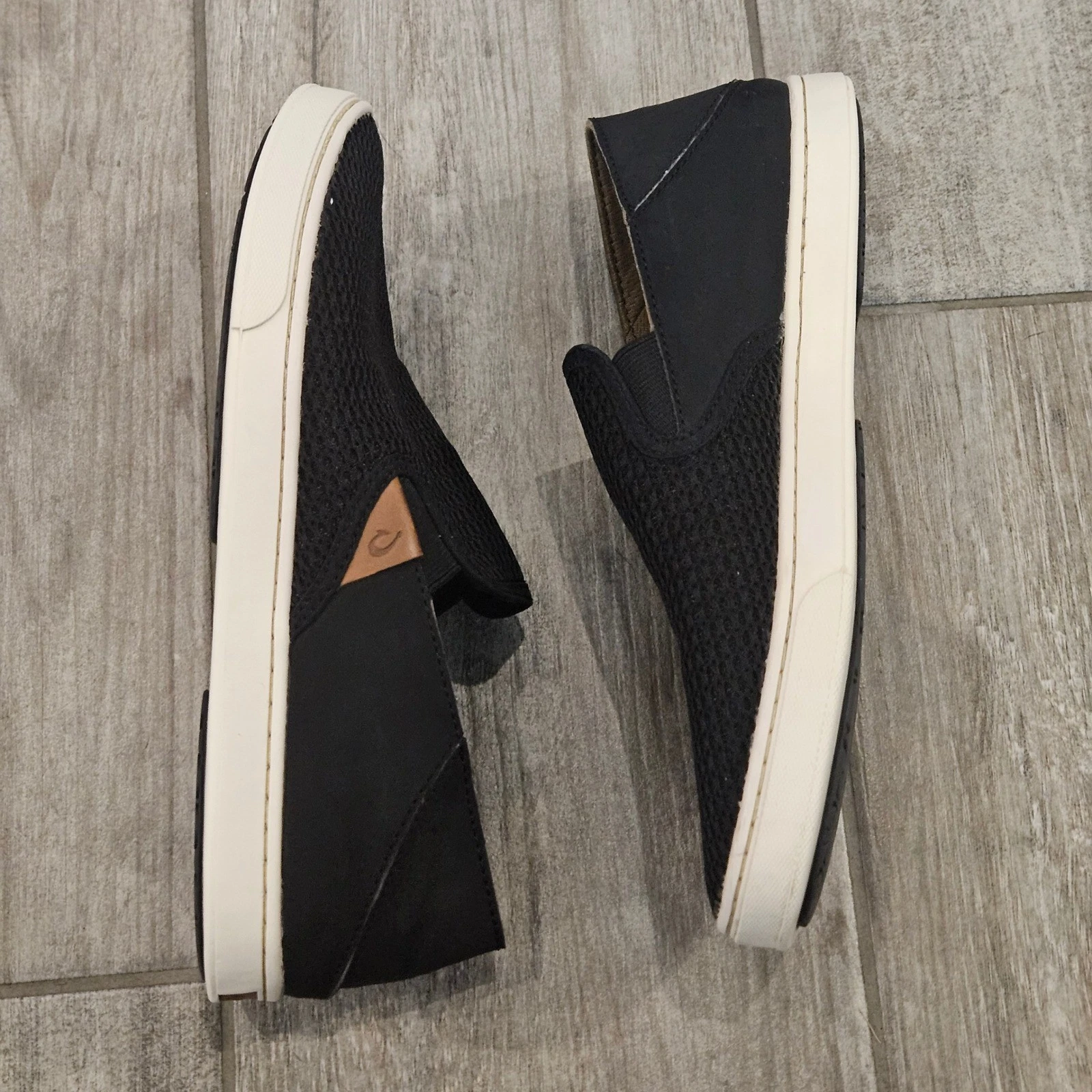 OluKai Pehuea Slip On Sneaker Womens 8.5 Black Mesh Drop In Heel Shoes