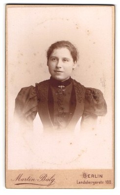 Fotografie Martin Balg, Berlin, Landsbergerstr. 100 am Büschingplatz, Junge Dam 