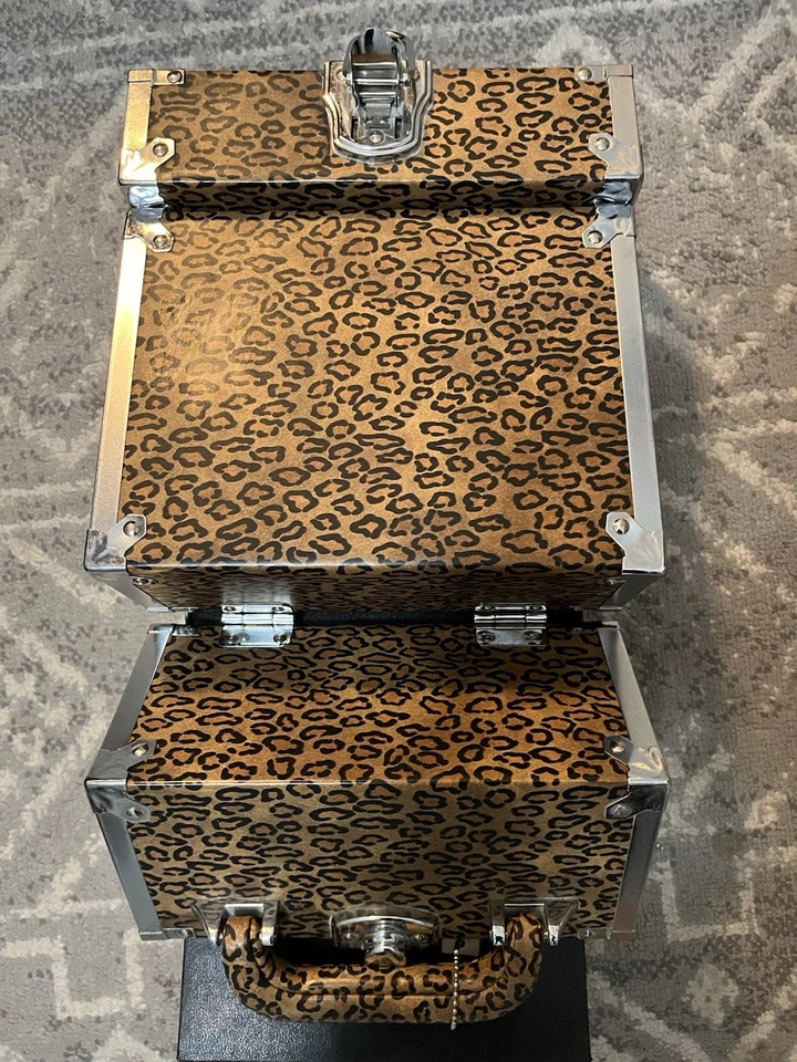Leopard print Japonesque Makeup Train Case - Image 3 of 4