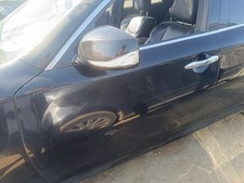 Porte avant et accessoires Infiniti Q70