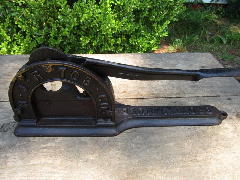 Antique R.J.Reynolds Tobacco Co. #3019 Country Store counter Tobacco Cutter