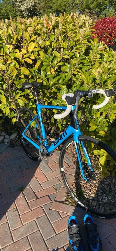 Giant TCX 700C M Blue/Black Drop Bar Road Bike Hydraulic Disc, Bottle Cage