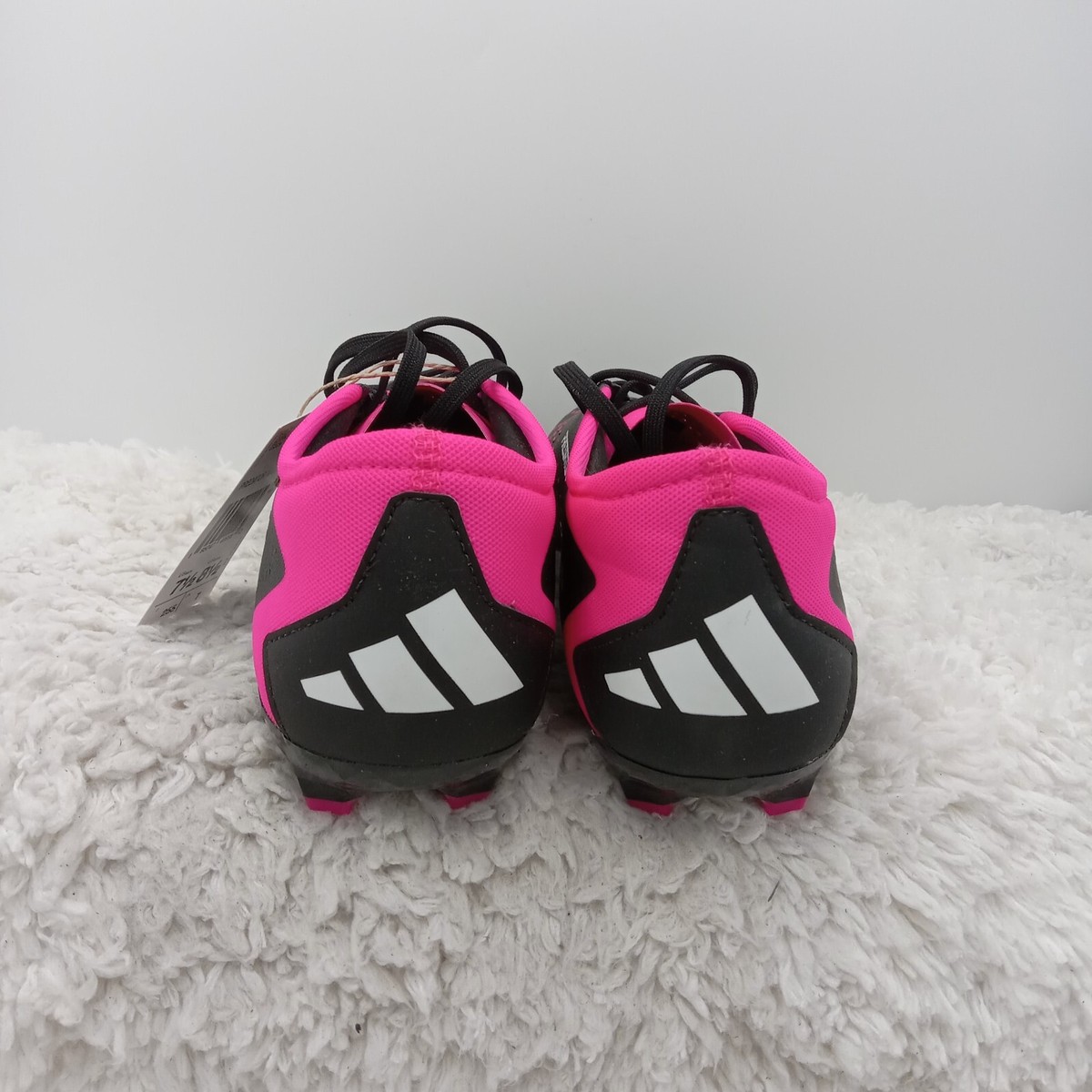 Adidas Soccer Cleats Mens 7.5 Black Pink Predator Accuracy  display picture 1