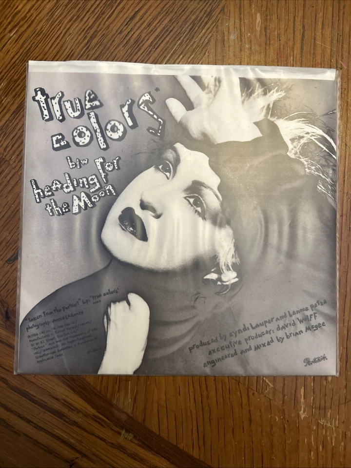 Cyndi Lauper - True Colors (7" Single)- In Mint Cond .. - Image 2 of 4