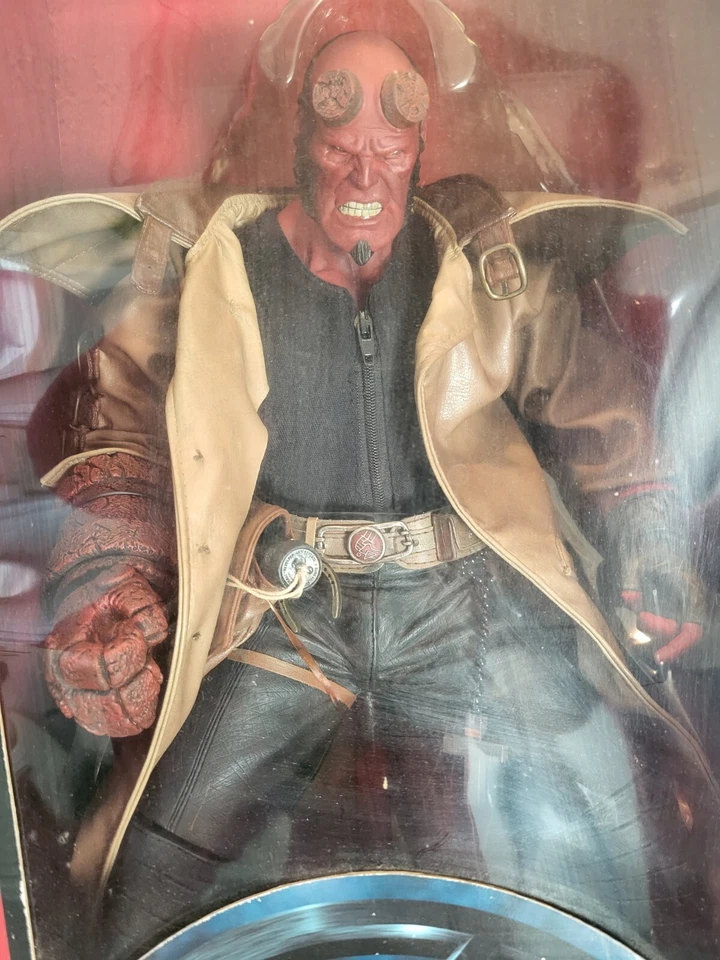 HELLBOY 18" FIGURA SERIE 1 RON PERLMAN MEZCO 2004 PELÍCULA SELLADA Foto 2 de 4