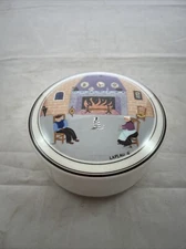 Villeroy & Boch Design Naif Porcelain Round Trinket Box - Elderly Couple By Fire