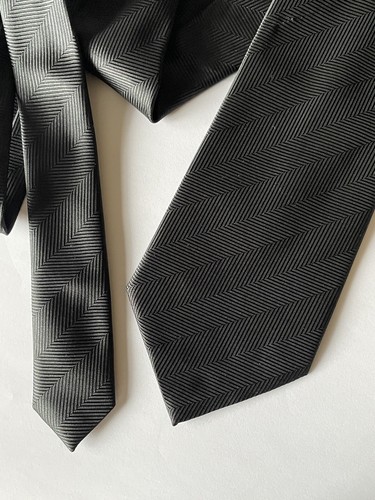 Corbata ancha negra por TieRack 100% poliéster hecha en Italia - Imagen 2 de 9