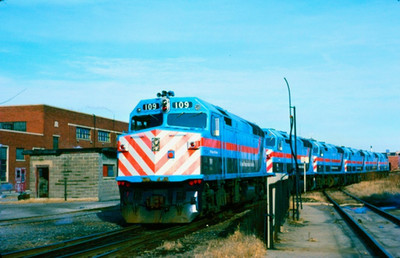 ORIGINAL KODACHROME SLIDE RTA (Future Metra) F-40PH #109 Chicago, Il 22.11.82