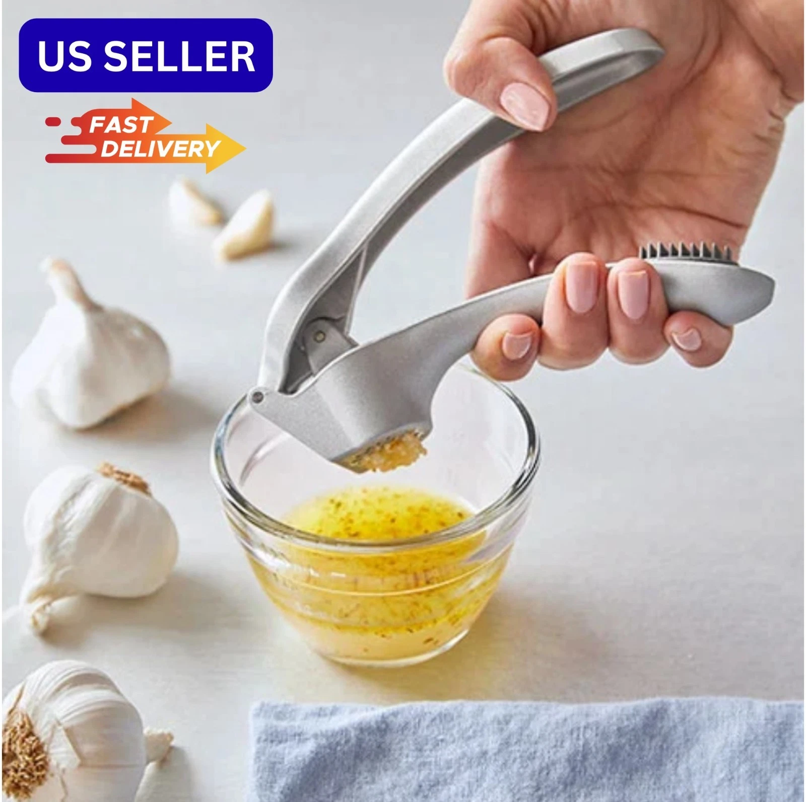 Pampered Chef Garlic Press #2576 With Cleaning Tool New In Box FREE SHIPPING!
Opens in a new window