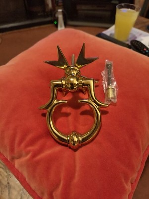 Sehr schwerer massiver Messing Türklopfer - Malteserkreuz Design.