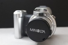 Konica Minolta DiMAGE Z1 3.2MP Digital Camera W/Card, Cables & Strap Works