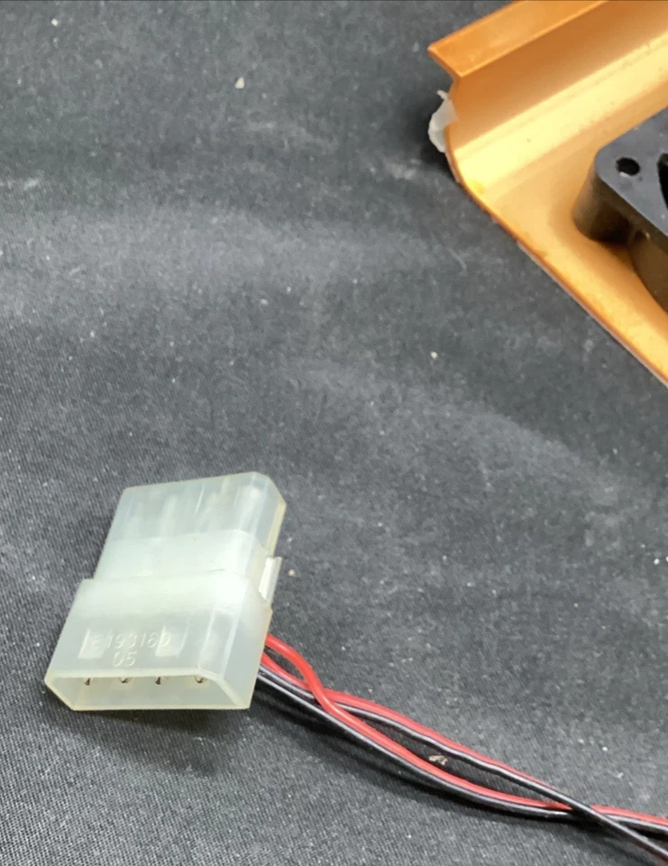 2X GOLD 3.5" Hard Drive Disk HDD 4 Pin Cooling Fan Cooler Radiator PC SATA IDE - Image 3 of 4