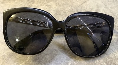 Marc Jacobs 334/F/S Black sunglasses gold chain detail classic Audrey Hepburn Marc Jacobs 334/F/S Black sunglasses gold chain detail  main image 2