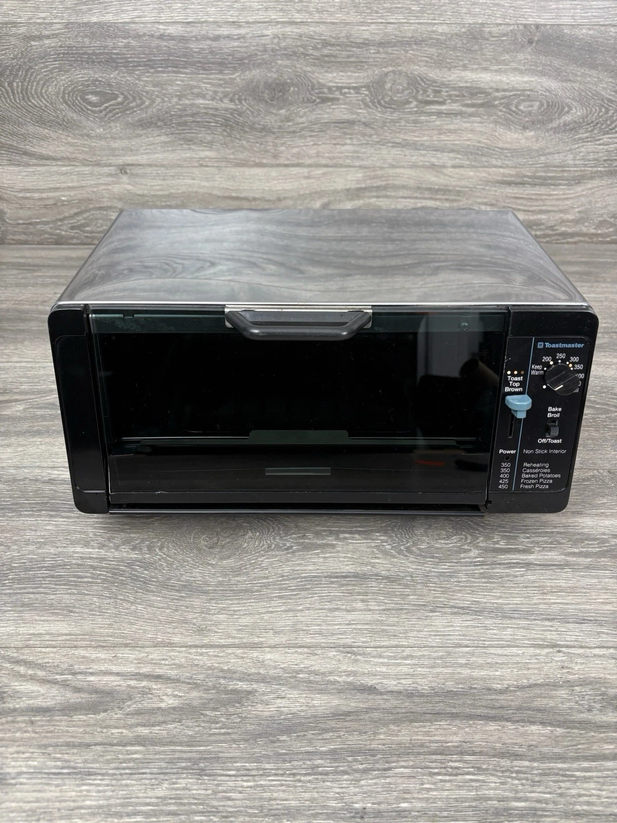 Toastmaster DeLuxe Tabletop Toaster Oven Broiler Model 321A Never Used
Opens in a new window or tab