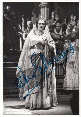Joan Sutherland 10x15 cm Signiertes Foto | Autogramm / Autograph [EW]