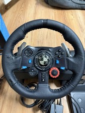 Logitech Rennlenkrad Set mit Pedalen + Drivin...