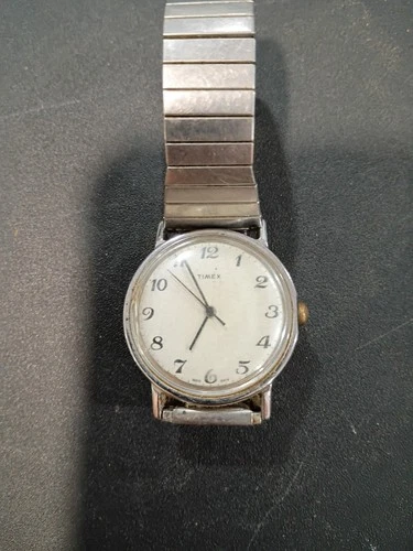 Vintage Men's TIMEX Mechanical Watch, Silver Tone 160502472 Runs
