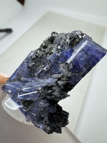 TANSANIT mit Matrix (26gr) Roh Tanzanit / Tanzanite with Matrix Specimen rough - Picture 7 of 8