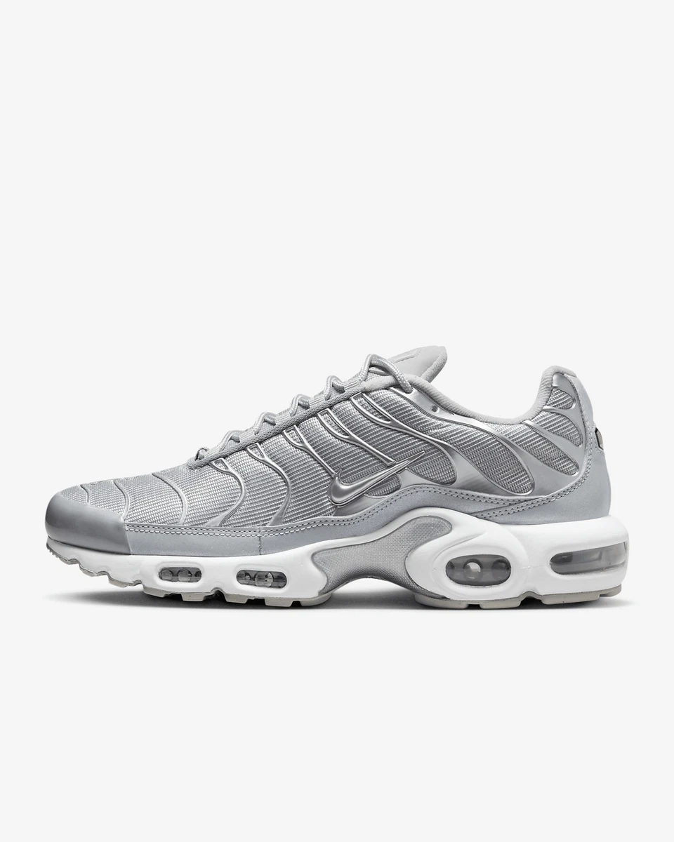 Nike Air Max Plus Metallic Silver Mens Shoes Size 8 12 new
