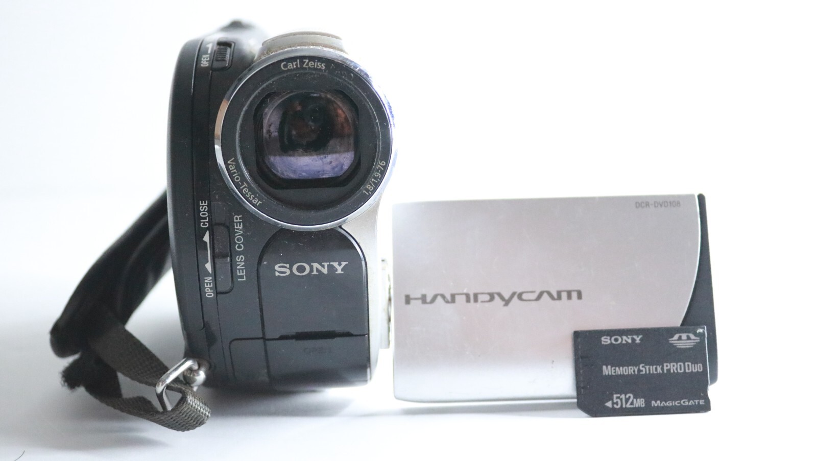 Sony DCRDVD108 DVD Handycam Camcorder with 40x Optical Zoom With