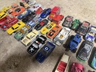 Diecast Vehicle Lot - Mixed Loose Toy Cars, Multicolor Assorted Diecast Vehicles — photo 3