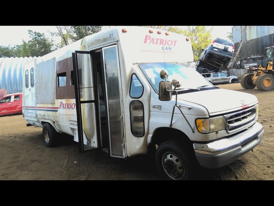 Compresor de aire acondicionado 8-445 para furgoneta Ford E350 97-00 6798143 Foto 3 de 4