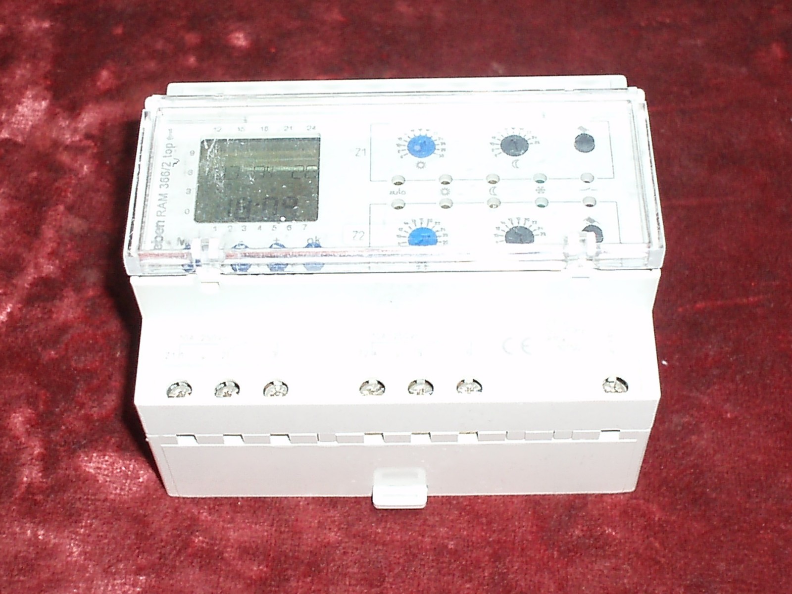 Thermostat RAMSES 366/2 top THEBEN programmation digitale hebdomadaire