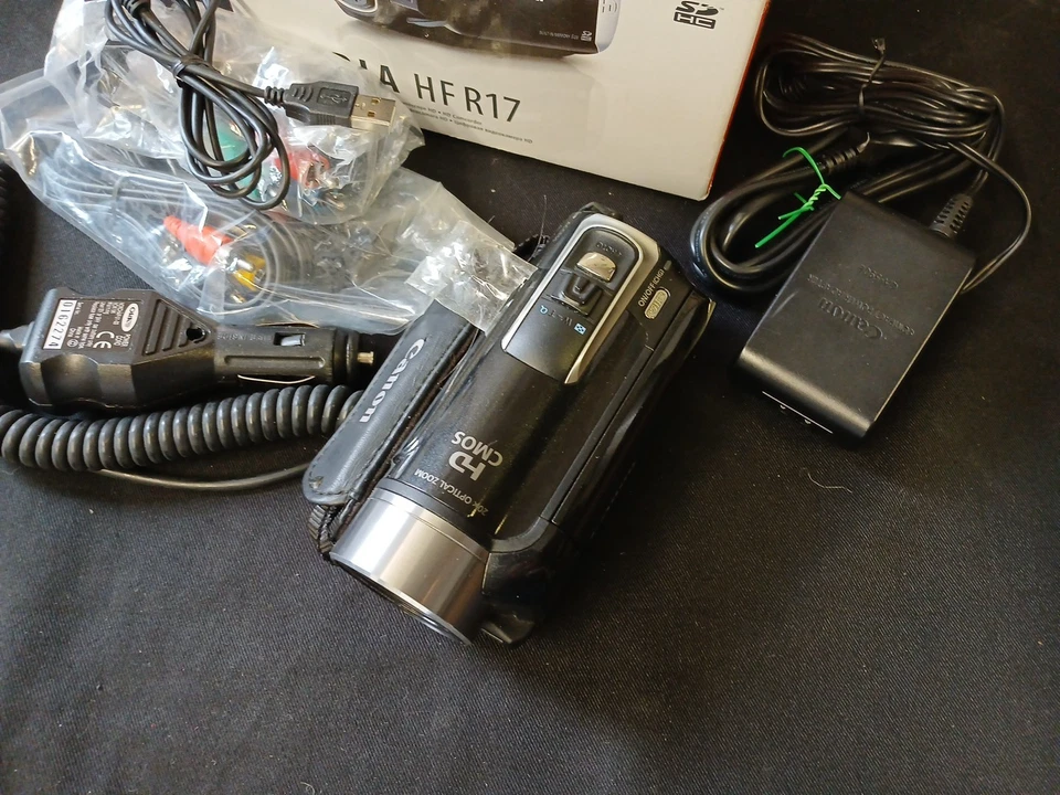 Canon Legria HF R17 HD Camcorder - Image 2 of 4