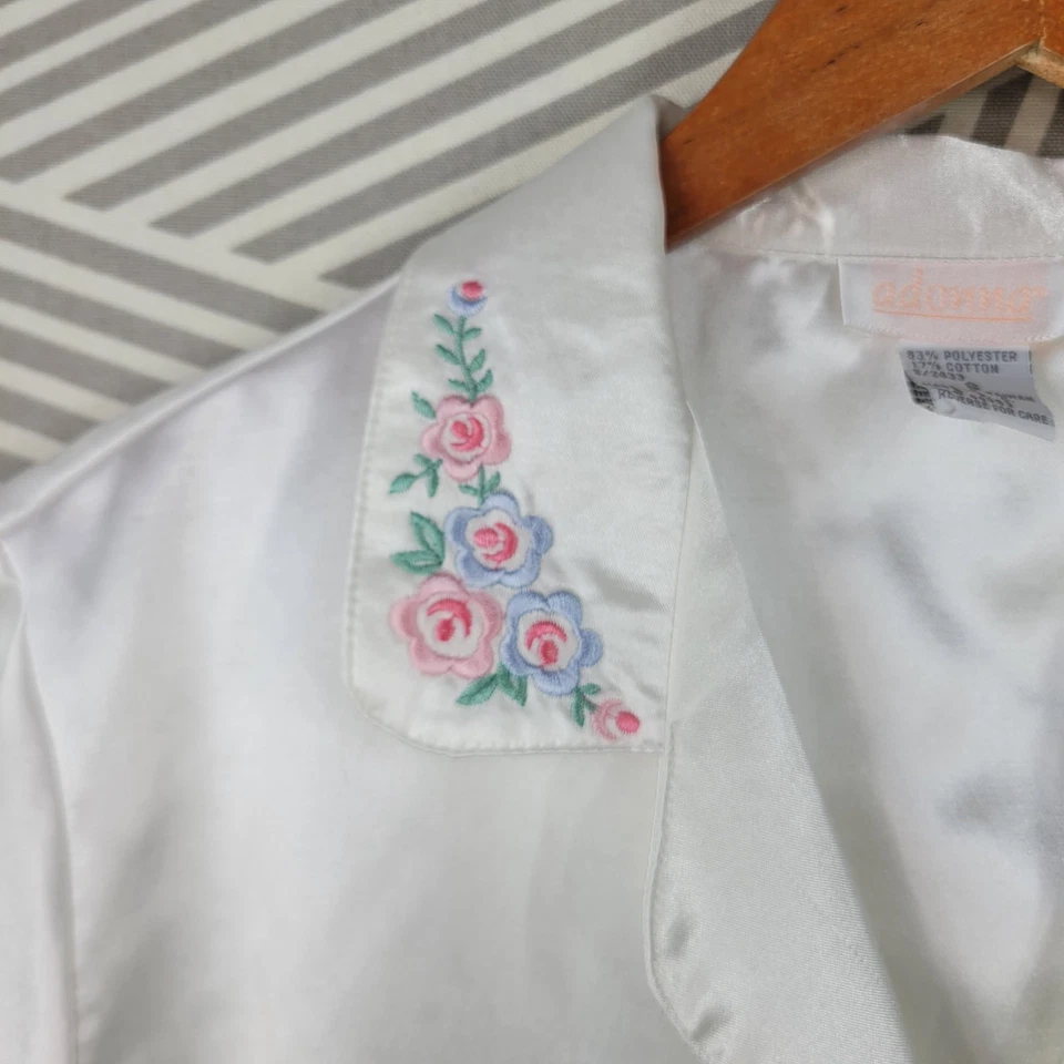 Camisón vintage de satén de piel de peluche pequeño suave forrado de franela camisa para dormir floral Foto 4 de 4