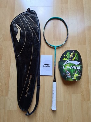 LI-NING - BladeX 700 (4U/G6) Badmintonschläger