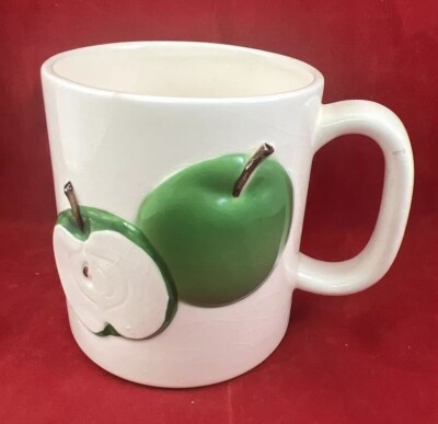 Vintage 1984 Otagiri 3D Green Apple Hand Painted White Coffee Mug Tea Cup