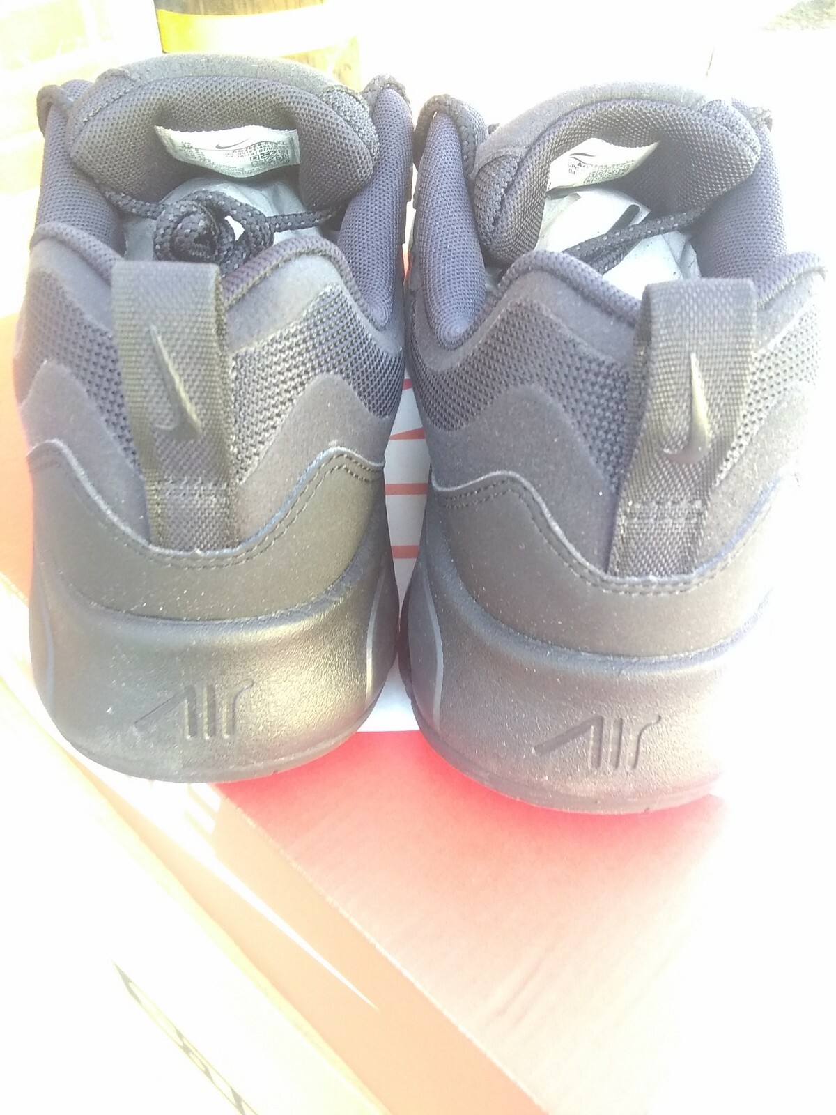 nike air max 200 black running shoes