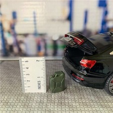 1-18 scale Metal view fuel canister for diorama - display