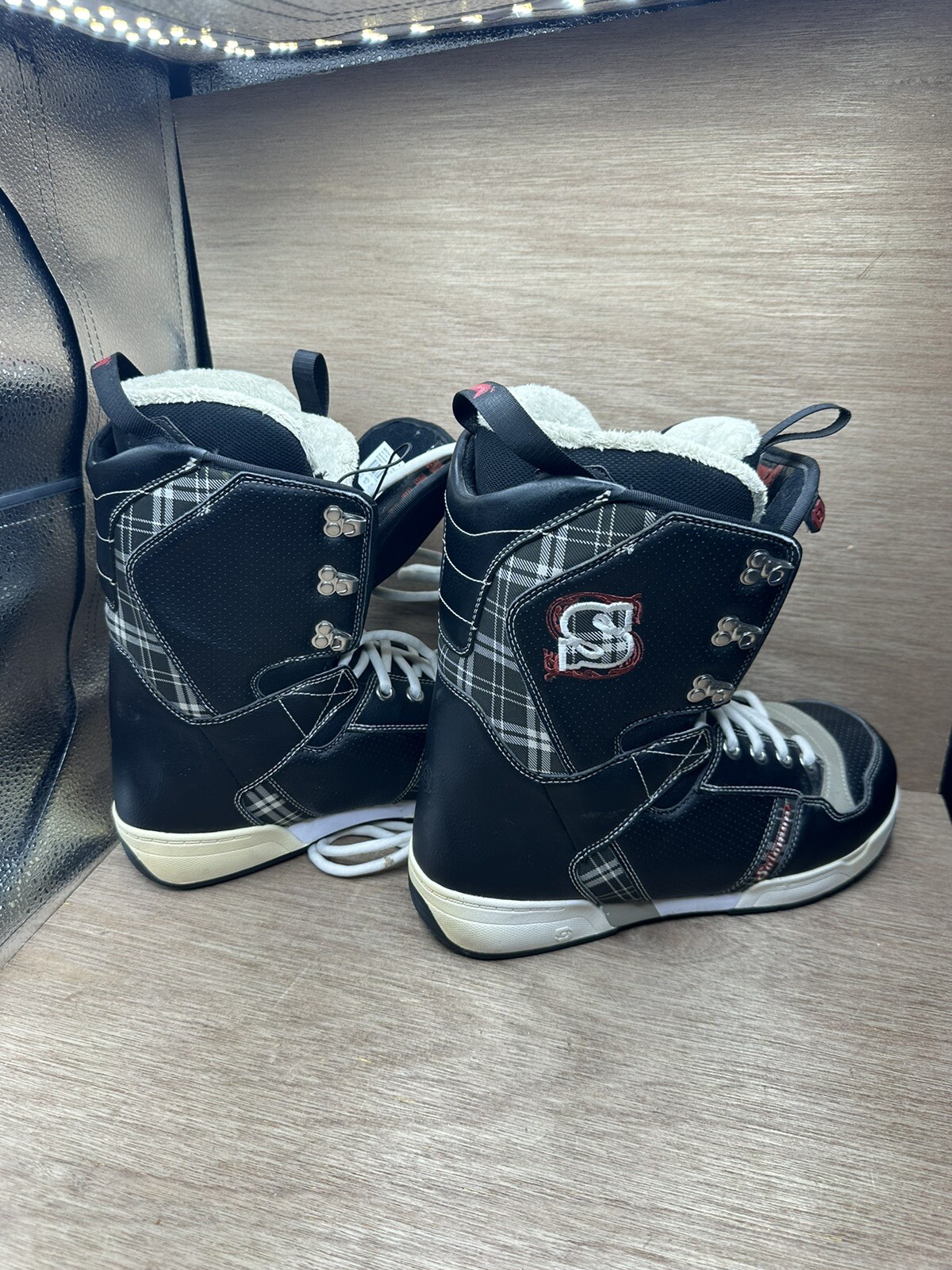 Stivali da snowboard Salomon Brigade a quadri neri allacciatura automatica uomo taglia 9