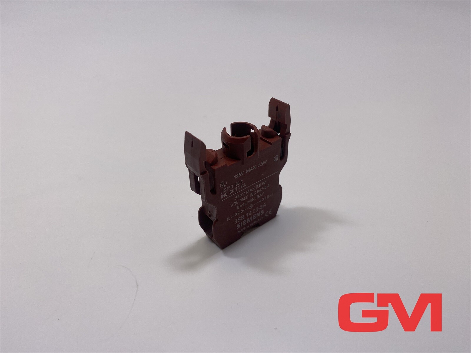 Siemens Lamp Socket 3SB1400-2A 22 and 30mm BA 9S 125V Max. 2.5W