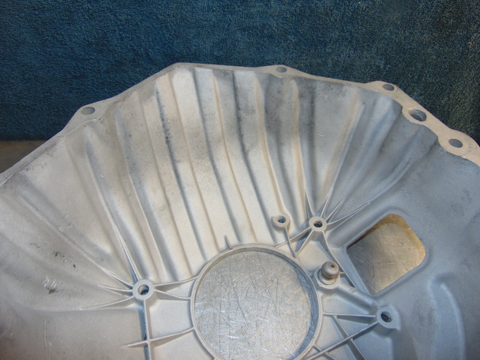 Chevy 4Speed Hydraulic Bell Housing 15530202 SM465 Squarebody 1500