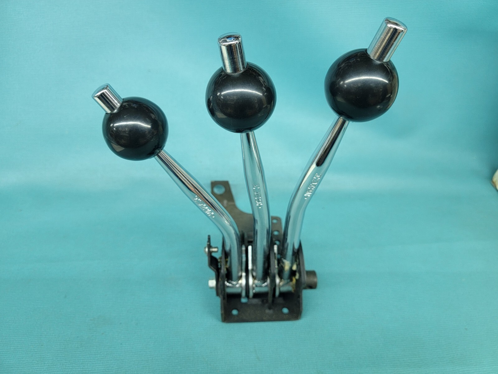 NOS HURST LIGHTNING ROD SHIFTER 7081 CAMARO FIREBIRD DAY 2 70 71 72 73