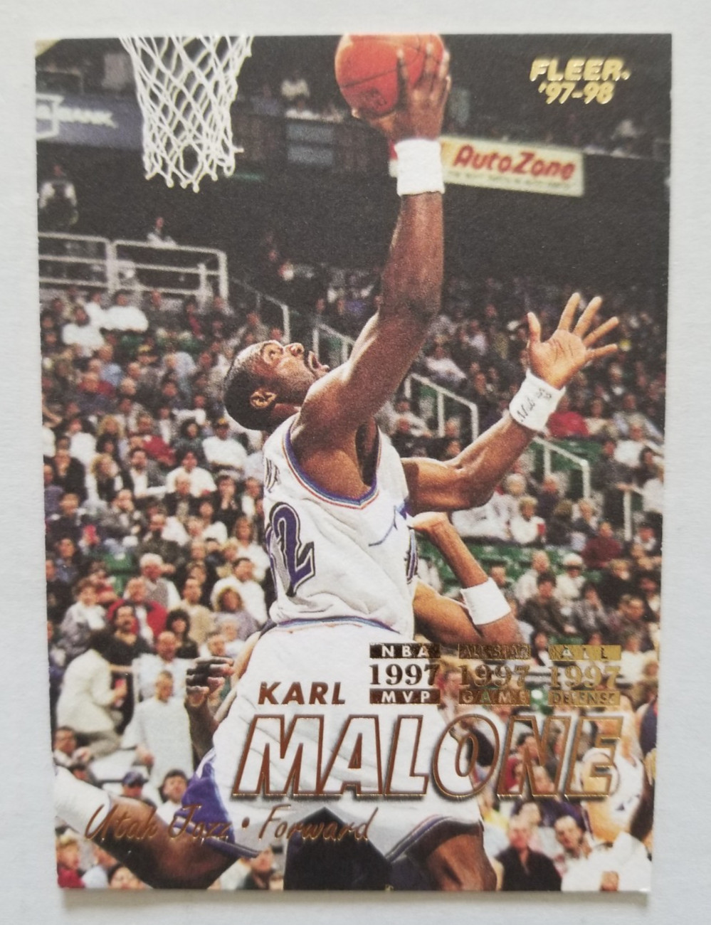 Karl Malone #32 Basketball Cards 1997 Fleer trading card — raw and PSA graded price guide